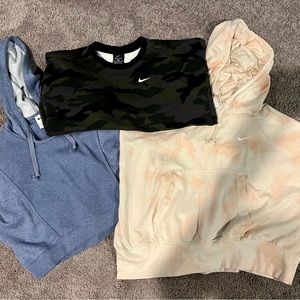 Womens XS Nike Sweatshirt Bundle